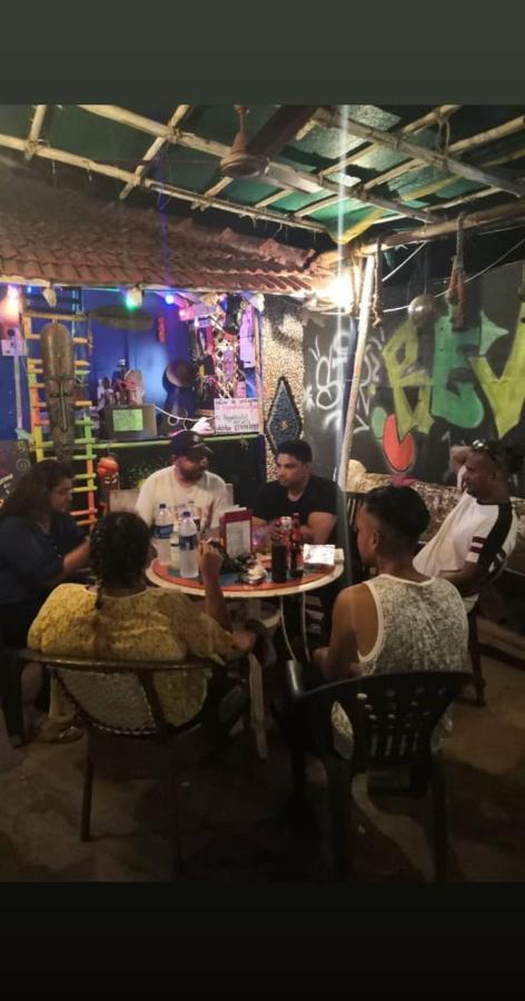 Hippie Hostel Anjuna Ngoại thất bức ảnh